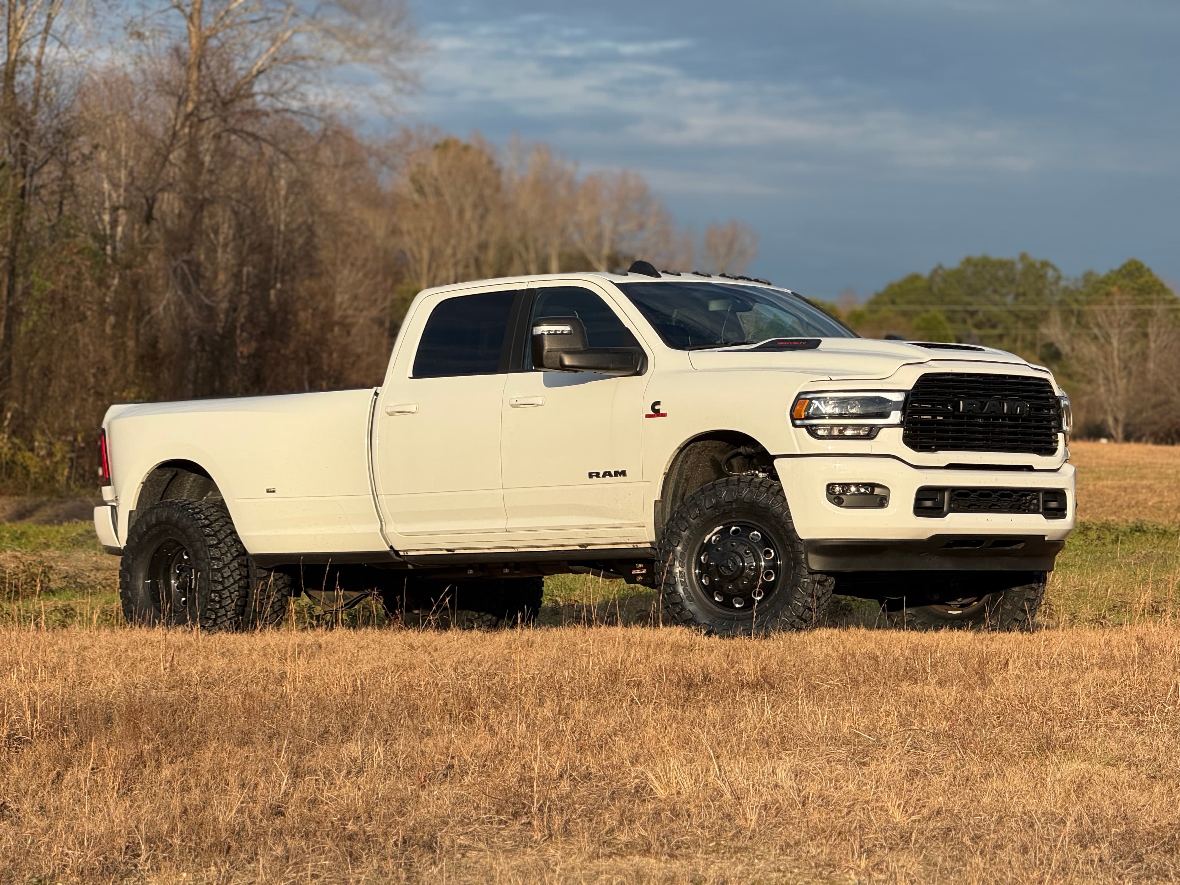 2025 RAM 3500 DUALLY